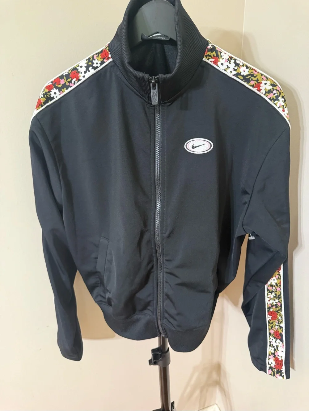 Nike black full